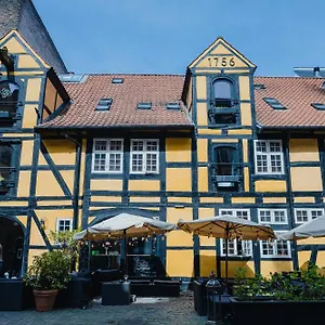 2* Hostel Capsule Nyhavn63